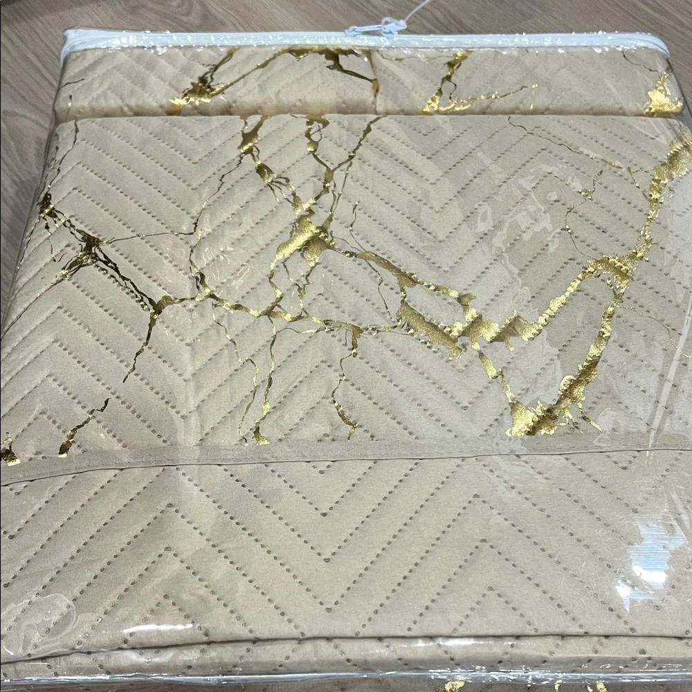 3PC Reversible Quilt Set - Beige